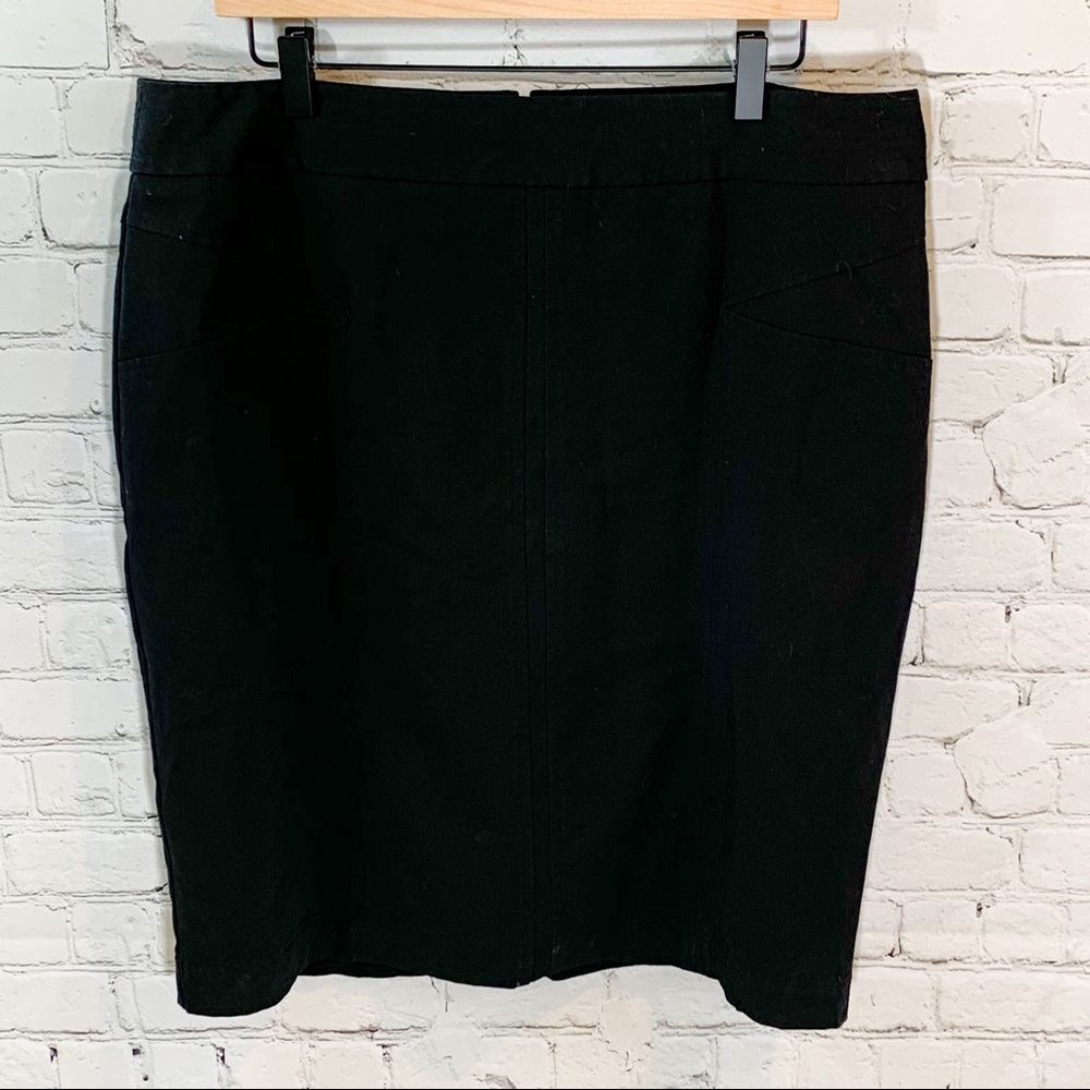 18 (2X) Worthington Black Pencil Skirt
